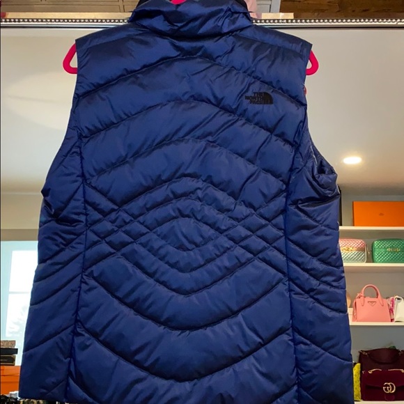 North Face Goose Down 550 Puffer Vest - Picture 7 of 16